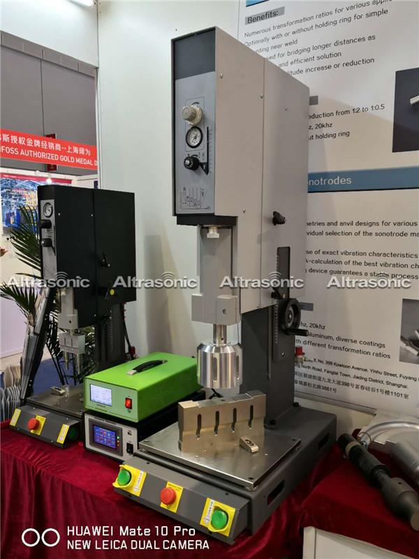20Khz Ultrasonic plastic welder (4)